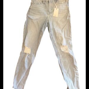 Good American Light Wash Indigo 148 Crop Jeans Size 8